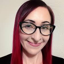 Casey Applegate's Instagram, Twitter & Facebook