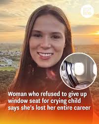 The influencer also revealed she's suing the airline 😲