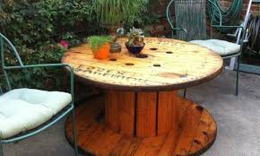 Table, miroir, bar, horloge, jardin. 1001 Idees Que Faire Avec Un Touret Des Inspirations Recup