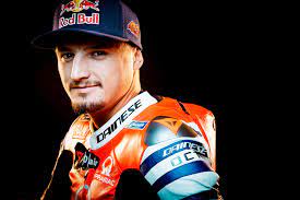 Hi everyone, that was less than i was hoping for on my 100th motogp race, that's for sure. Jack Miller Interview Podium Der Perfektion