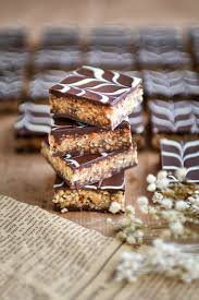 Gateaux Zellige Cacahuetes Chocolat Fleur D Oranger Adopte Un Gateau Recette En 2020 Recettes Sucrees Chocolat Alimentation