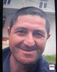 ERCAN EREN, Cumartesi günü saat 13:30 sularında Altınordu Cumartesi Pazarı  mevkisinde kaybolmuştur. ​50 yaşındaki Ercan Eren'in Engelli ve  okuma-yazması yok. Kendini ifade etmekte güçlük çekebilir. ​Görenlerin veya  yerini bilenlerin insaniyet namına ...