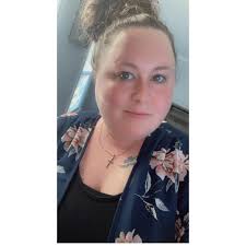 Stephanie Eastep's Instagram, Twitter & Facebook