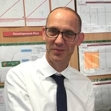 5am start to Dundee to see customers, 'quick' 5k over the Tay Road Bridge  before dinner with Gerard McGuigan !