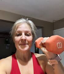 Who wants to join a weight loss challenge?