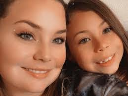 Irene Bessette's Instagram, Twitter & Facebook