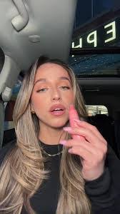 Angela Collado's Instagram, Twitter & Facebook