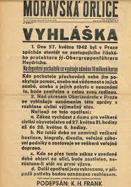 Vytahuje zpod baloňáku samopal, nevystřelí. Moravska Orlice Vyhlaska Atentat Na Heydricha 28 Kvetna 1942 Noviny Casopisy Antikvariat Sberatelsky Antikvariat Smetana