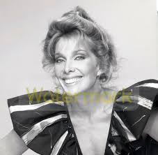 Hi-Res JAMIE LYN BAUER Young & Restless ** FINE ART ARCHIVAL PRINT  (8.5"x11")