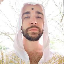 Karin Diaz (@karindiaz88) is LIVE