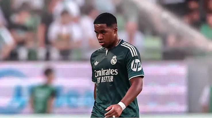 Milan manifesta interesse em Endrick, mas Real Madrid resiste