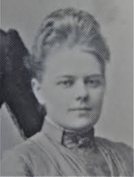 Sarah Harkness's Instagram, Twitter & Facebook