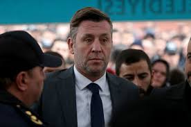 Ünlü sanatçı metin şentürk'ten 4 yıl önce boşanan fulya kalkavan, açtığı mal paylaşımı davasını kazandı. Metin Senturk Un Eski Esi Fulya Kalkavan In Avukatindan Aciklama Magazin Haberleri Magazin Haberleri