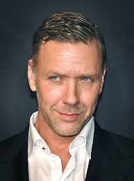 Maybe you would like to learn more about one of these? Skuespiller Mikael Persbrandt
