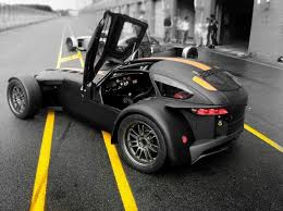 Black And Yellow Car Design Yellow Lines Black Donkervoort Super Cars Amazing Cars Dream Cars