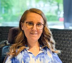 Heather Tomko's Instagram, Twitter & Facebook