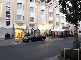 Wenn sie jetzt ein haus in brühl kaufen, sollten sie auch die pläne für die zukunft berücksichtigen. Lokal Von Aussen Bild Von Japan Haus Sushi Grill Bruhl Tripadvisor