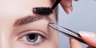 Risultati immagini per sopracciglia 