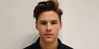 Mohawk is probably among the most anticipated and hit hairstyles in the new millennium. New York Fashion Week Hairstyles Askmen