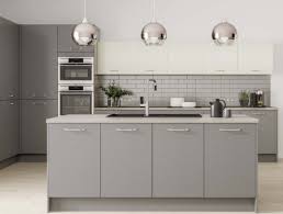 I recently decided that i wanted to completely remodel my small kitchen to make it look more bright, modern, and simply reflect my personal style. How Do Symphony Kitchens Compare In Price And Quality To Other Kitchens
