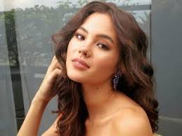 WATCH: Nicole Cordoves at Sandra Lemonon, flawlessly take