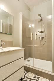 Appartement Paris 13e 42 M2 Tres Pop A La Butte Aux Cailles Remodeler La Douche Salle De Douche Appartement Paris