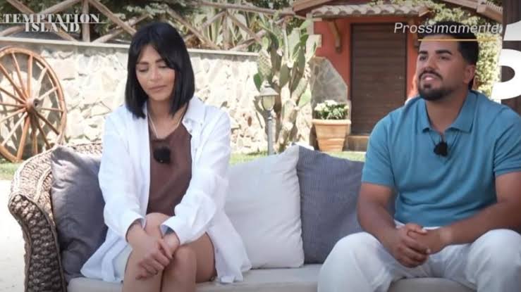 Francesca et Danilo, do AI tạo
