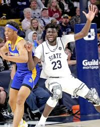Neemias queta, utah state, c | freshman. Neemias Queta Breaking Records At Utah State Deseret News