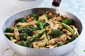 Saute De Poulet Et De Brocoli Eclair Recette Saute De Poulet Recettes De Cuisine Recette