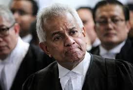Mahkamah tolak permohonan Tommy Thomas singkir hakim kes saman fitnah