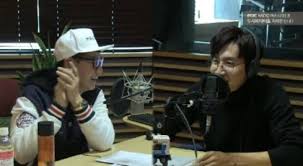 Running man was originally classified as an urban action variety; ç‚¸æ¯›äº† Rmæˆå'˜åŽ»å…‰æ´™å®¶ ä»²åŸºå¼€çš„é—¨