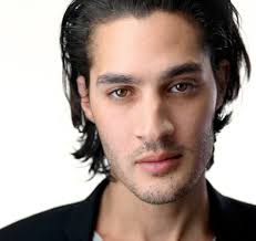 'the headshot' and demonstrates how to capture successful portraits and headshots using available and studio lighting. Peter Hurley New York Ny Headshot And Portrait Photographer Peter Hurley S Headshot Crew