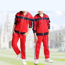 Além do mais, serve para promover a segurança e facilitar a identificação por parte dos inspetores. Uniforme Escolar Infantil Personalizado Perel