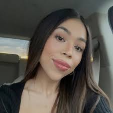 Karla Gabriel's Instagram, Twitter & Facebook