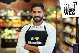 Check spelling or type a new query. Stipendienprogramm Geh Deinen Weg Edeka Engagiert Sich Fur Wirksame Integration Presseportal