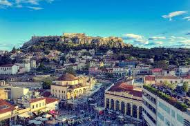 Monastiraki (klein klooster) is een oud deel van athene dat zich nestelt onder de antieke akropolis. Discover Monastiraki Area In Athens Athens And Beyond