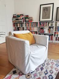 Die sofahusse schont deine couch, und genauer wie reinige und pflege ich meine sofahusse? Noch So N Diy Sesselhusse Nahen Fur Dummies Living