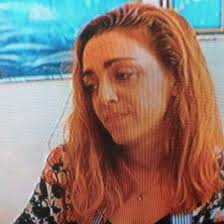 Te desprecian y ahora con quien vas a descargar el biscocho con  gorgojos...Ay Dios mio creo con Iris...