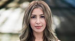 نشرت النجمة جنات مهيد، صورة لها عبر إنستجرام، ظهرت فيها مع ابنتها «جنات»، من زوجها المحامي المصري محمد عثمان نعمان. Ø¬Ù† Ø§Øª Ù†ÙˆØ§Ø¹Ù…