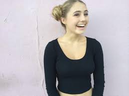 Lia Marie Johnson on X: Collar bones n belly buttons and messy messy space  bun smiles 🔮🌞 http:t.coHK6kIqiqzk  X