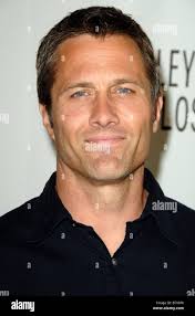 Rob estes hi-res stock photography and images