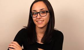 Sara Vila: "Na busca do noso oco no mundo, as mulleres atopamos máis  dificultades"