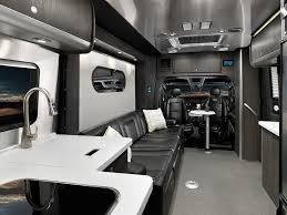 This thing is a doozie. Airstream Unveiled 2020 Atlas Rv Built On A Mercedes Benz Sprinter