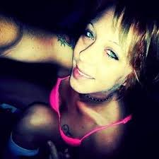 Amanda Gurley (@523e1005d8564be)