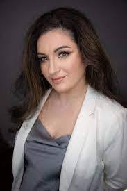 Shana Workman's Instagram, Twitter & Facebook