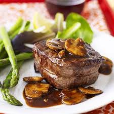 Filet Mignon With Red Wine Sauce Free Recipe Below Food Recipes Fine Dining Recipes