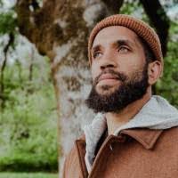 Richard Webley's Instagram, Twitter & Facebook