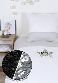 Edition Limitee Rentree Plebiscites Sur Les Vetements Les Sequins Magiques S Invitent Maintenant Dans La Idee Chambre Ado Parure De Lit Enfant Linge De Lit