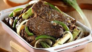 Di sini sama konsepnya seperti pentol si cabe, pentol enak dari daging sapi dilumuri puluhan kilogram cabe rawit pedas super. Kumpulan Resep Olahan Daging Sapi Saat Idul Adha 2020 Sate Rendang Hingga Lada Hitam Tribun Timur