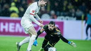 Hot prospect dominik szoboszlai has joined from salzburg but has adductor problems and will be out for the rest of the month. Roman Burki Patzt Auch Verbal Gegen Rb Leipzig Und Spricht Bvb Fans Wohl Aus Der Seele Bvb 09